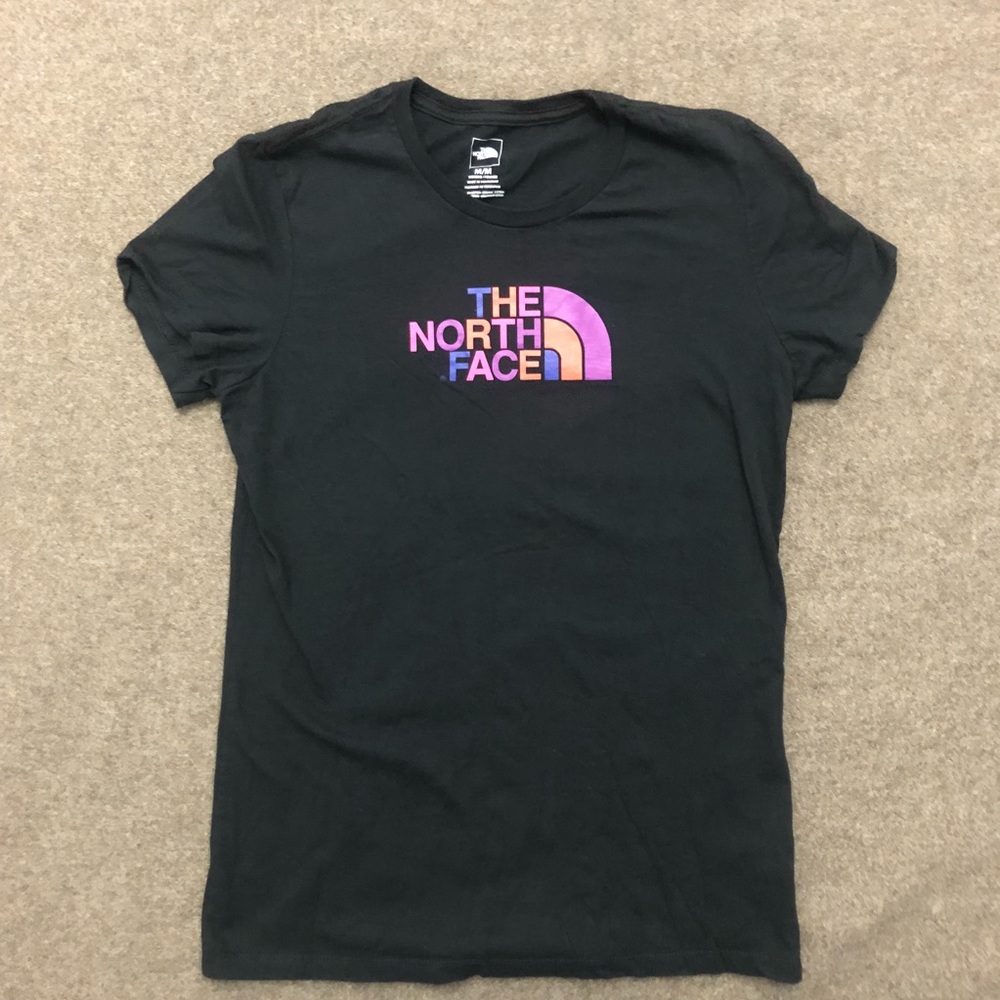 Womens The North Face tshirt